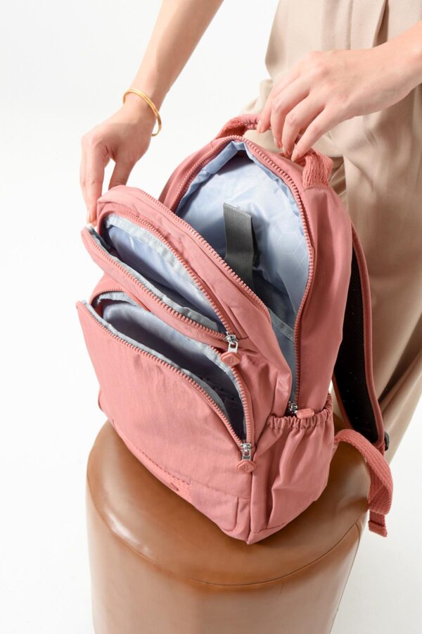 bolsas-kadin-sirt-canta-gul-kurusu-1093-123546.jpg Bolsas Kadın Sırt Çanta Gül Kurusu 1093