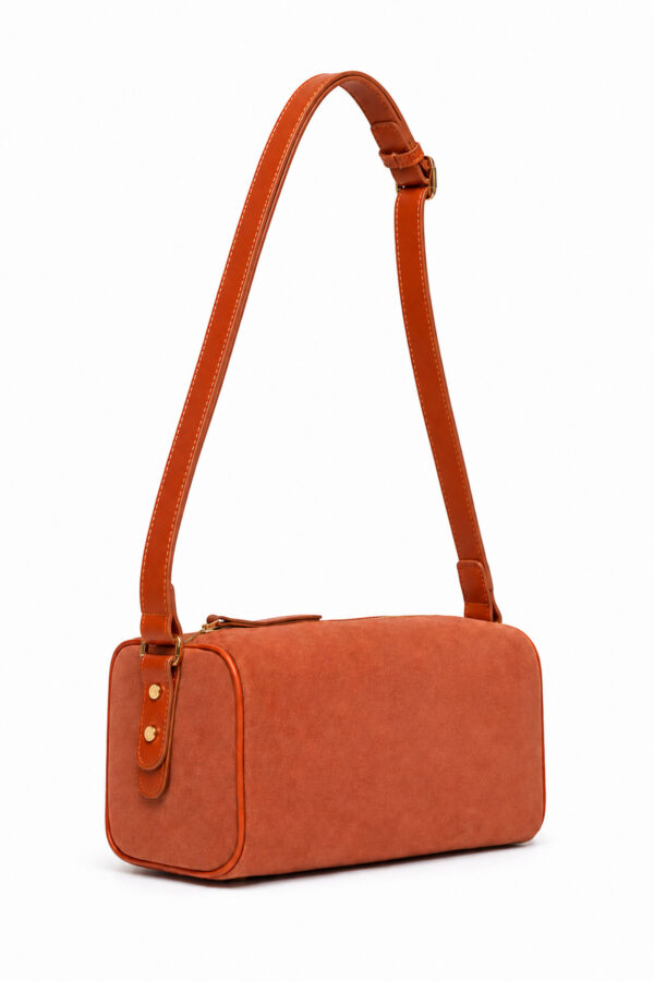 jkln-hakiki-deri-kadin-capraz-askili-gunluk-omuz-cantasi-kiremit-canta-zd301-145916.jpg JKLN Hakiki Deri Kadın Çapraz Askılı Günlük Omuz Çantası Kiremit Çanta ZD301
