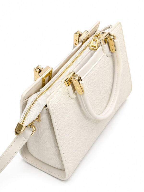just-polo-capraz-askili-kadin-cantasi-krem-10064-141571.jpg Just Polo Çapraz Askılı Kadın Çantası Krem 10064