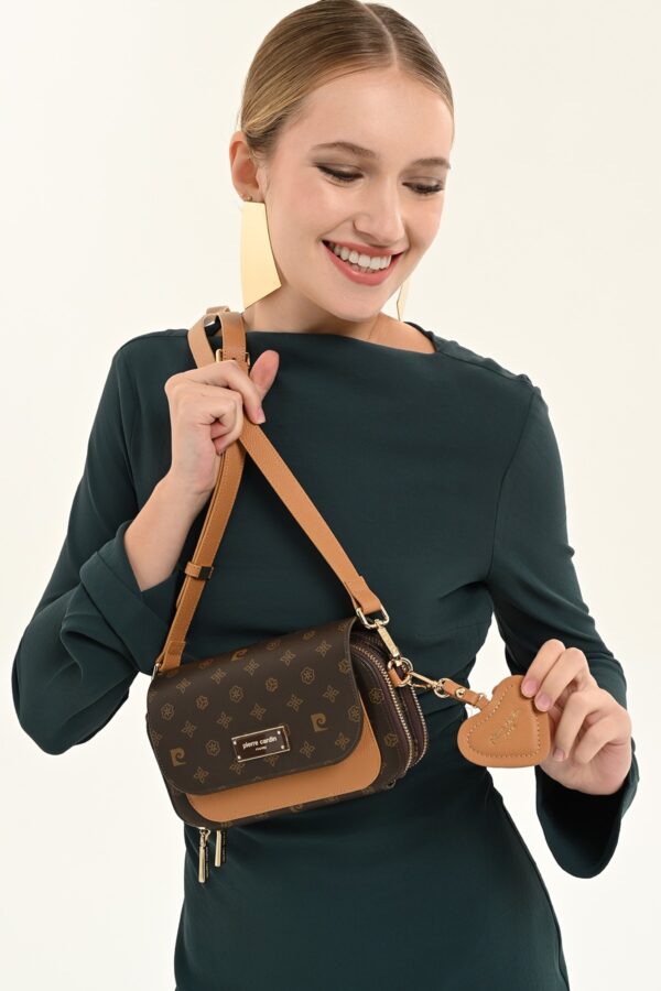 pierre-cardin-capraz-askili-kadin-cantasi-kahve-05pc26y219501-mn-kh-143486.jpg Pierre Cardin Çapraz Askılı Kadın Çantası Kahve 05PC26Y219501-MN KH