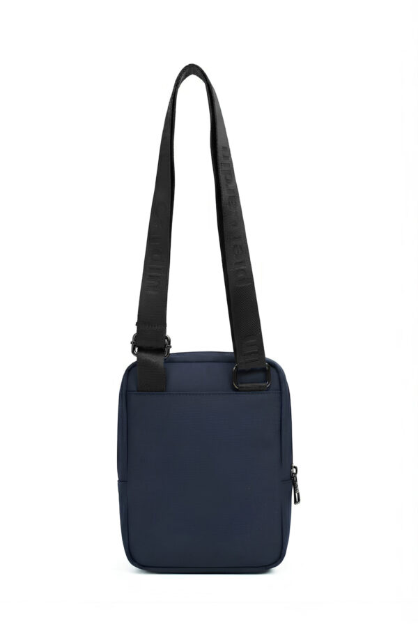 pierre-cardin-capraz-erkek-canta-lacivert-01pc002010-l-128821.jpg Pierre Cardin Erkek Çanta Lacivert 01pc002010-L