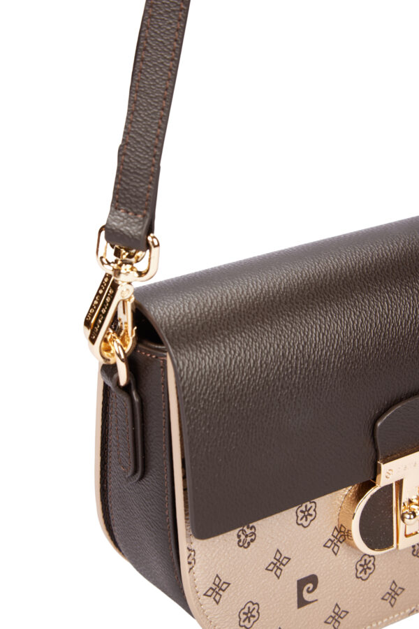 pierre-cardin-kadin-cantasi-altin-05pc25y10304-klasa-129314.jpg Pierre Cardin Kadın Çantası Altın 05pc25y10304-Klasa