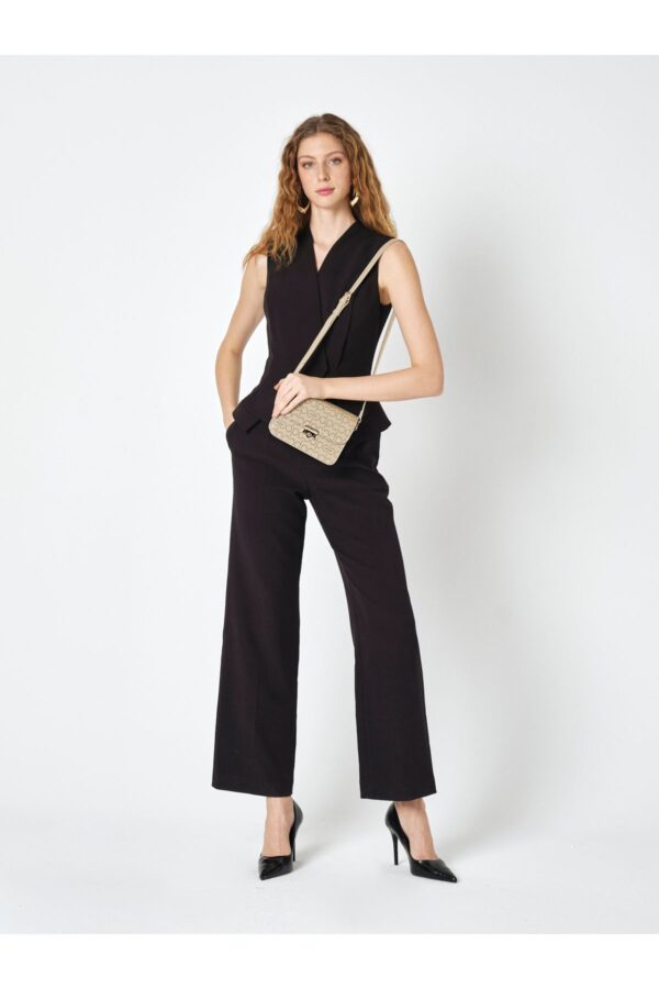 pierre-cardin-kadin-cantasi-altin-05pc25y10405-pmn-123690.jpg Pierre Cardin Kadın Çantası Altın 05pc25y10405-Pmn