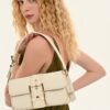 pierre-cardin-kadin-omuz-canta-beyaz-05pc26y010121-p-by-143092.jpg Pierre Cardin Kadın Omuz Çanta Beyaz 05PC26Y010121-P BY