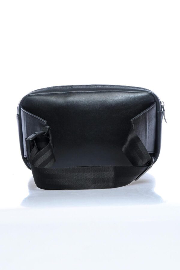 u-s-polo-assn-erkek-bodybag-cantasi-siyah-21558-140811.jpg U.S. Polo Assn. Erkek Bodybag Çantası Siyah 21558